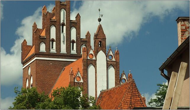 Gniew, Plac Grunwaldzki, štít kostela svatého Mikuláše, Gniew 83-140 - Zdjęcia