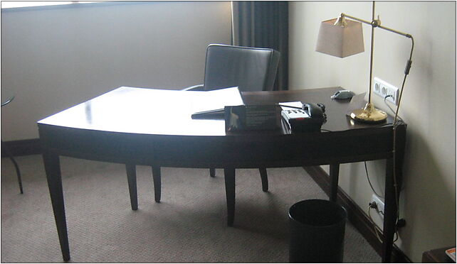 Intercontinental Warszawa - pokój, Plater Emilii 49, Warszawa 00-125 - Zdjęcia