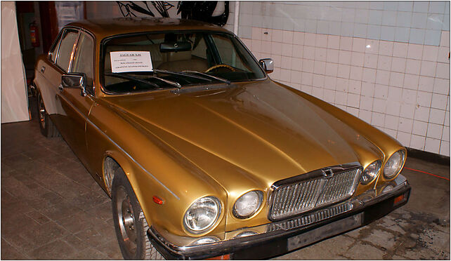 Jaguar XJ6 Szapołowska, Ząbkowska 27/31, Warszawa 03-736 - Zdjęcia