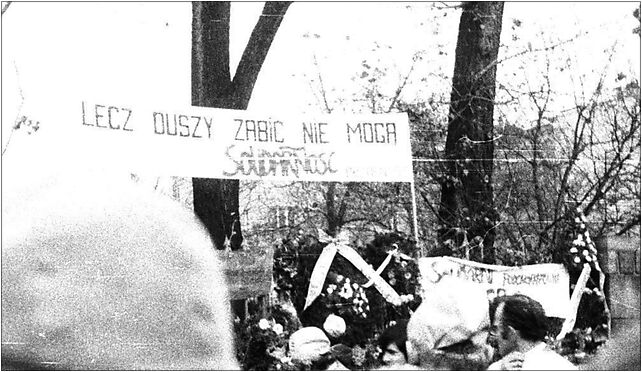 Jerzy Popieluszko Funeral - 24, Felińskiego Alojzego 54, Warszawa od 01-530 do 01-784 - Zdjęcia