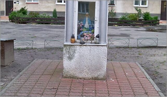 Kapliczka na opaczewskiej warszawa, Dobosza 7, Warszawa 02-376 - Zdjęcia
