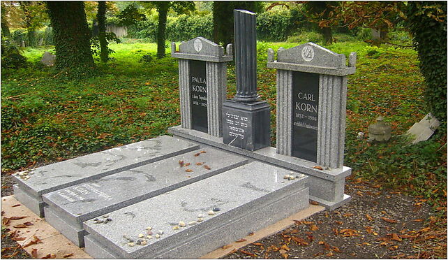 Karol Korn grave 1, Konopnickiej Marii, Bielsko-Biała 43-300 - Zdjęcia