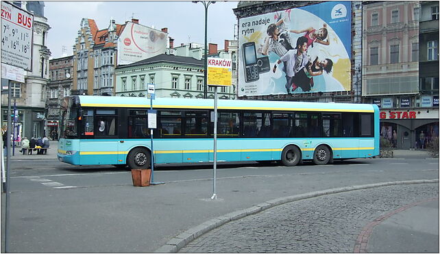 Katowice, Plac Wilhelma Szewczyka, autobus Solaris, 3 Maja 36A 40-097 - Zdjęcia