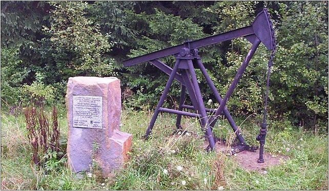 Nodding donkey monument cm01, Ropianka - Zdjęcia