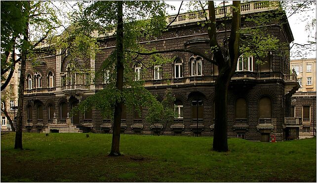 Pałac Karola Poznańskiego, Akademia Muzyczna, z Więckowskiego 29, Łódź 2010 05 02 90-727 - Zdjęcia