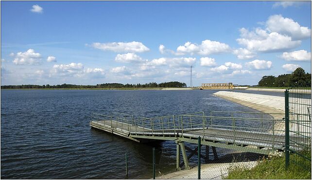 Poland, Dychów - Dychowski Reservoir by Hydroelectric power station 67-300 - Zdjęcia