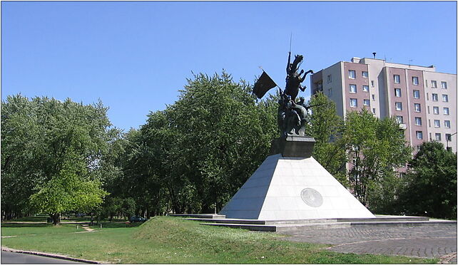 Pomnik Czynu Zbrojnego Polonii Amerykańskiej przy placu Grunwaldzkim w Warszawie 01-577 - Zdjęcia