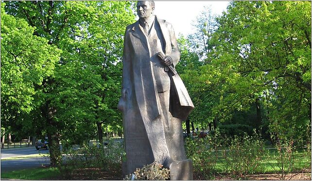 Pomnik romana dmowskiego, Aleje Ujazdowskie, Warszawa 00-584 - Zdjęcia