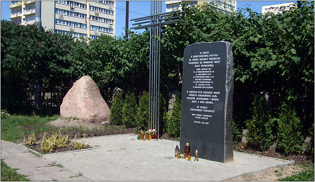Pomorzany Pomnik, Budziszyńska 6, Szczecin 70-023 - Zdjęcia