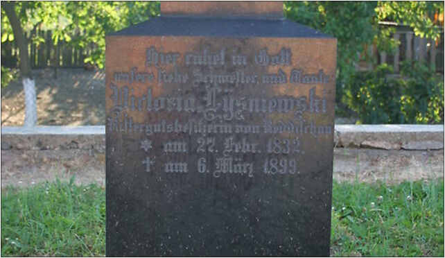 Starzyno - Grave yard 02, Polna 14, Starzyno 84-107 - Zdjęcia