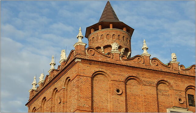 Tarnów, centrum města, Rynek, budova radnice a věž, Rynek 7 33-100 - Zdjęcia