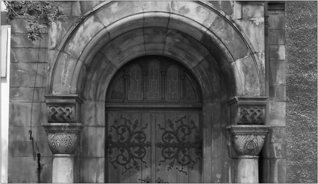 Tarnowskie Góry - Kościół ewangelicki - portal wejściowy 42-600 - Zdjęcia