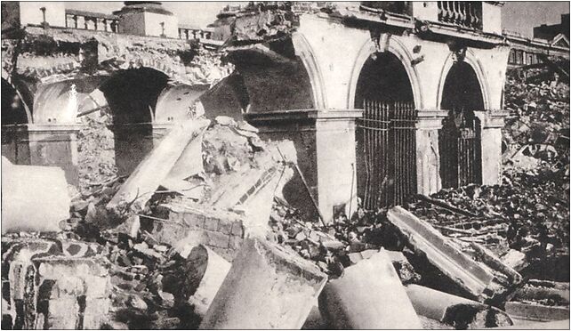 The Saski Palace Warsaw, destroyed by Germans in 1944, Warszawa od 00-063 do 00-066 - Zdjęcia