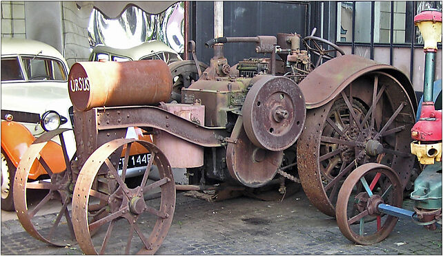 Ursus Trakter-1921 2--w, Warszawska719 39, Otrębusy 05-805 - Zdjęcia