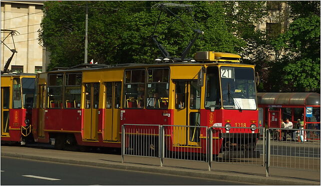 Varšava, Śródmieście, náměstí de Gaulla, tramvaj Konstal 00-029 - Zdjęcia
