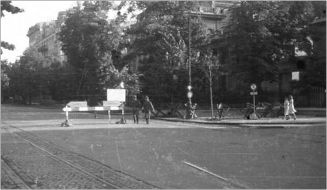 Warsaw 1944 by Bałuk - 26232, Piękna 10, Warszawa 00-477 - Zdjęcia