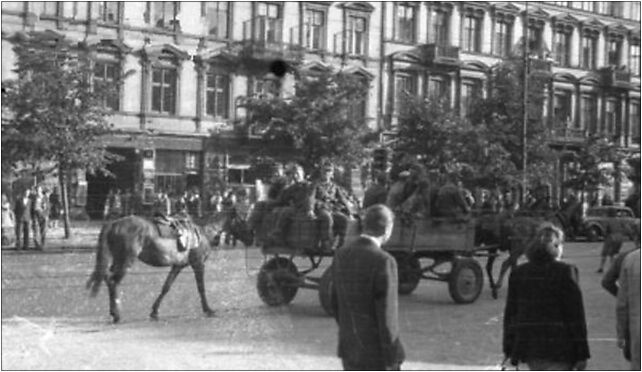 Warsaw 1944 by Bałuk - 26244, Aleje Jerozolimskie 7, Warszawa 00-495 - Zdjęcia