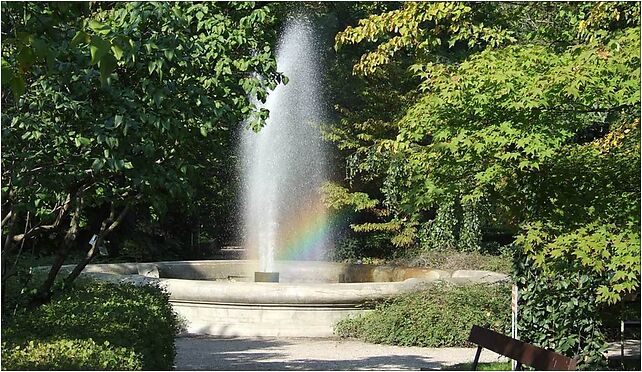 Warsaw Uniwersity Botanical Garden fountain, Agrykola, Warszawa 00-460 - Zdjęcia