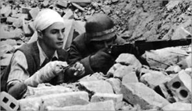 Warsaw Uprising - Plac Zbawiciela Barricade, Zbawiciela, pl. 1 00-642 - Zdjęcia