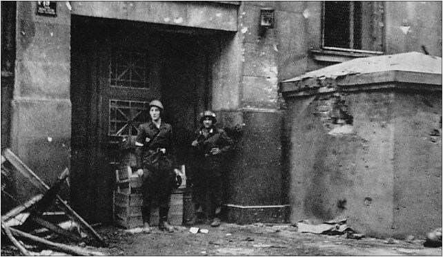 Warsaw Uprising - Small PASTa - 8, Piękna 19, Warszawa 00-549 - Zdjęcia