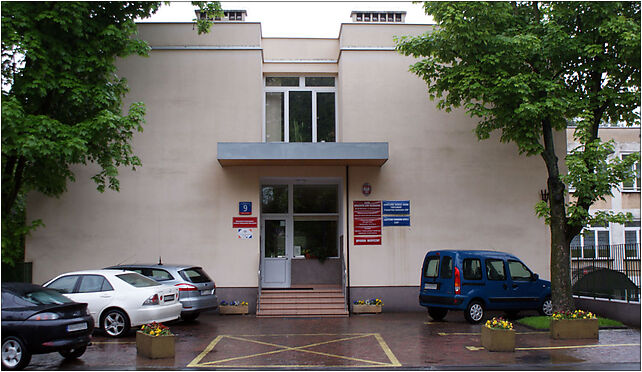 Warszawa, Zespół Medycznych Szkół Policealnych, Świętojerska 9 00-236 - Zdjęcia