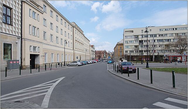 Warszawa Trębacka P3288989 (Nemo5576), Moliera Jana Baptysty 2 00-076 - Zdjęcia