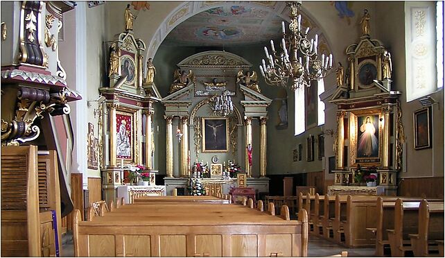 Wnętrze kościoła parafialnego w Kazimierzy Wielkiej, 1 Maja 3 28-500 - Zdjęcia