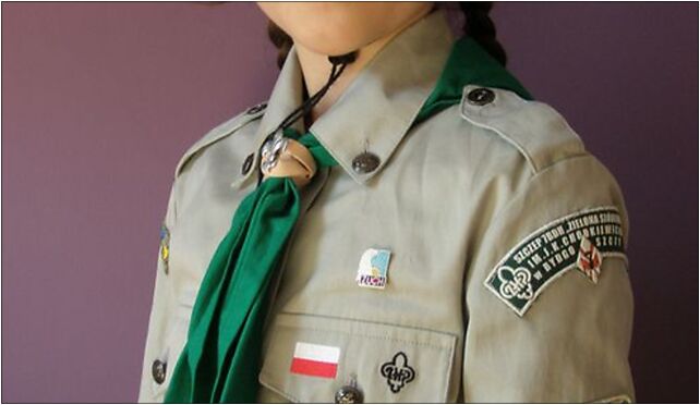 ZHP Polish Scouting Association Brownie in uniform, Warszawska 19 85-058 - Zdjęcia